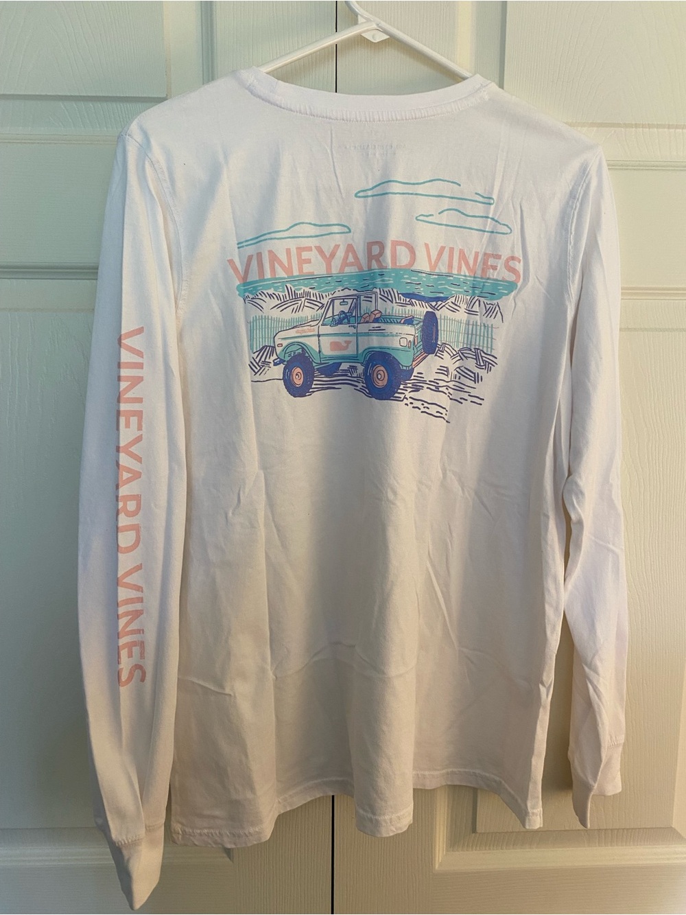 Vineyard Vines White Pocket Tee with Teal & Navy Truck Graphic - Picture 3 of 5